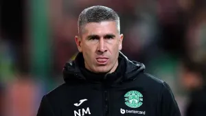 Nick Montgomery clings to top-six hopes despite defeat for Hibernian
