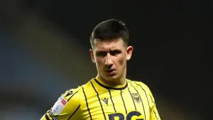 Oxford thrash Fleetwood to boost play-off hopes