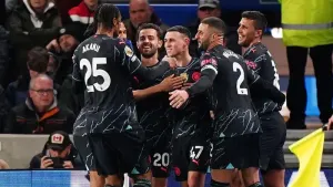 Phil Foden brace helps Man City thump Brighton and close gap on leaders Arsenal