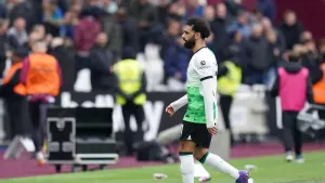 ‘There’s going to be a fire if I speak’ – Mohamed Salah after Jurgen Klopp row