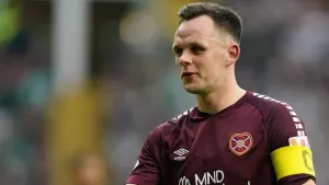 Lawrence Shankland reaches 30-goal landmark to earn Hearts a draw at St Mirren