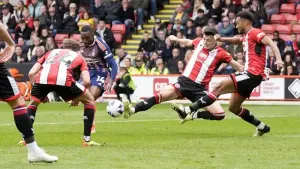 Sheffield United concede their 100th Premier League goal of the season as Nottingham Forest’s Callum Hudson-Odoi (second lef