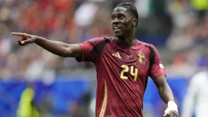 Aston Villa sign Belgium midfielder Amadou Onana from Everton in £50million deal