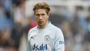Pep Guardiola says Kevin de Bruyne ‘isn’t leaving’ Manchester City