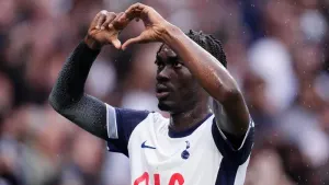 Ange Postecoglou wants Yves Bissouma to be the ‘best version of himself’