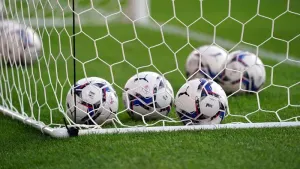 Charlie Waller scores winner to give Sutton victory at Wealdstone