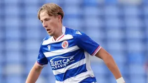 Charlton surrender unbeaten start at Reading