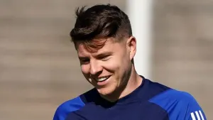 Kevin Nisbet snatches late Aberdeen winner after VAR dramas against Ross County
