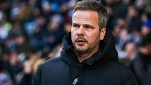Stephen Clemence calls for Barrow to build on winning start