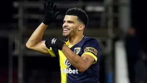 Tottenham step up pursuit of Bournemouth forward Dominic Solanke