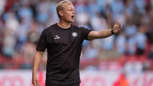 Bristol City boss Liam Manning takes Oxford fans’ chants as ‘compliment’