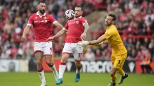 Jack Marriott scores again as win takes Wrexham top