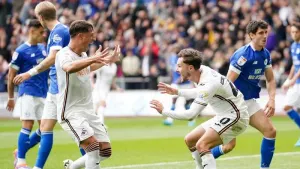 Liam Cullen on scoresheet as Swansea secure first away win at Coventry