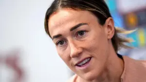 Lucy Bronze aims to complete her dream by winning the Champions League with Chelsea (Jacob King/PA)