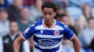 Reading defy off-pitch unrest with comeback win over Huddersfield