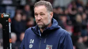 David Artell feels Grimsby squad are ‘together as a bunch’ after more away joy