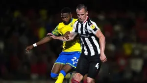 Grimsby stun League Two leaders Gillingham