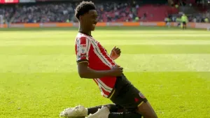 Jesurun Rak-Sakyi scores twice on birthday to ease Sheff Utd past Luton