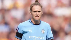 Manchester City forward Vivianne Miedema undergoes another knee operation
