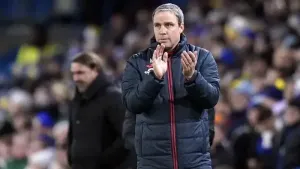 Michael Duff urges Huddersfield to maintain home form
