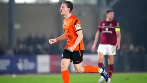 Barnet beat Yeovil to go top of the National League