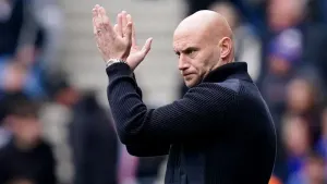 David Gray delighted to see Hibernian play with confidence after struggles