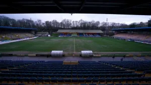 Southend cruise to victory against Halifax
