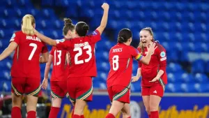 Wales and Republic of Ireland set up tense second leg after stalemate in Cardiff
