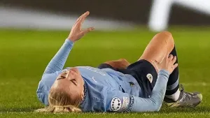 Alex Greenwood injury overshadows Manchester City win over St Polten