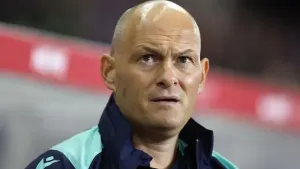 Alex Neil returns to the Championship by taking Millwall job