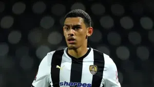 Kairo Mitchell brace gives Rochdale win at Fylde
