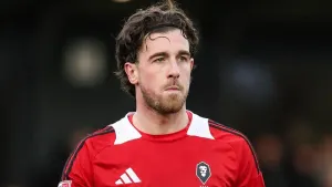 Salford down Accrington with second-half goals from Haji Mnoga and Cole Stockton
