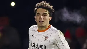 Kyle Joseph earns Blackpool dramatic draw at 10-man Wycombe