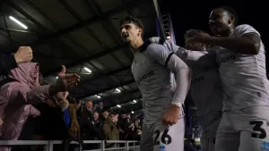 Portsmouth beaten as Millwall duo combine again