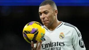 Real Madrid claim LaLiga top spot as Inter Milan maintain Serie A title charge