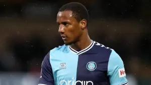Richard Kone’s double earns Wycombe victory against 10-man Barnsley