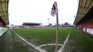 Arkell Jude-Boyd nets last-gasp winner as Cheltenham edge Chesterfield