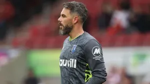 League Two strugglers Carlisle and Gillingham play out goalless draw