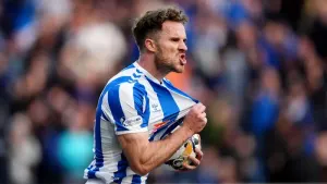 Marley Watkins heads home winner as Kilmarock edge past Dundee United