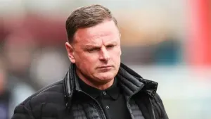Richie Wellens frustrated by Jack Currie’s early red card at leaders Birmingham