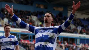 Promotion-chasing Wrexham slip up as Reading reignite play-off bid