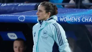 Renee Slegers says conditions hurt Arsenal as Ian Wright criticises Madrid pitch