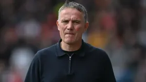 Wrexham boss Phil Parkinson praises Jay Rodriguez after beating Exeter