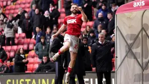 Charlton seal play-off spot with win over Northampton