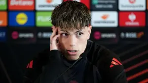 Alejandro Garnacho happy at Manchester United amid speculation about future