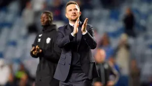 Barry Ferguson: Reception from Rangers fans meant a lot