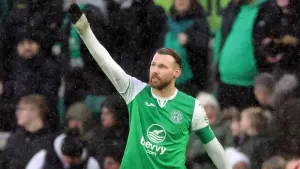 Hibernian improve their hopes of finishing third with defeat of Dundee United