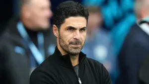 Mikel Arteta hurt as Arsenal come up short again in title race