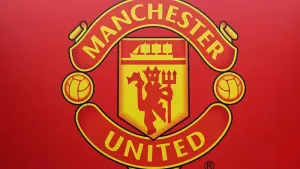 Manchester United sign teenage Paraguayan defender Diego Leon