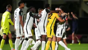 Andy Woodman celebrates ‘special’ Bromley players after cup victory over Ipswich